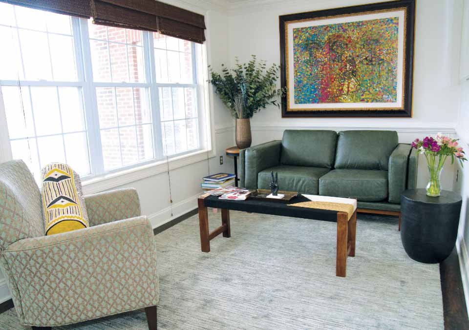 office-interior-colour-photo